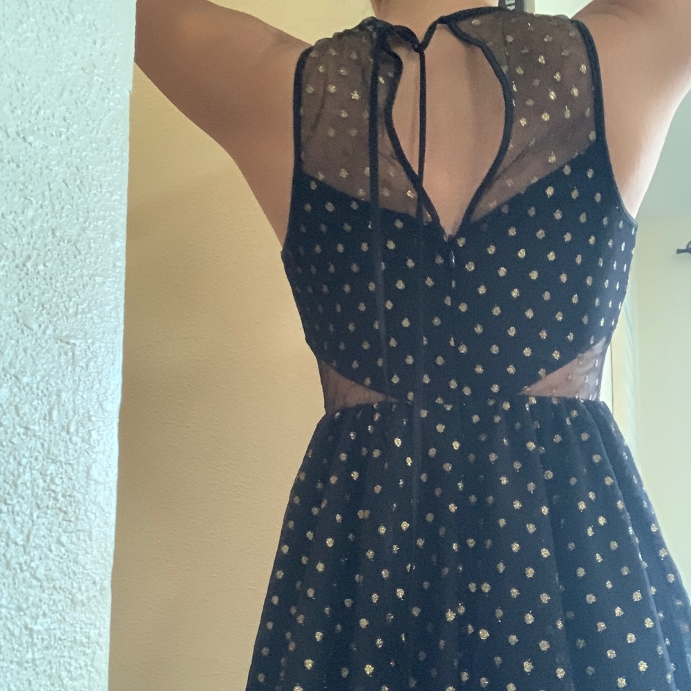 Dress - Picture 3 of 5
